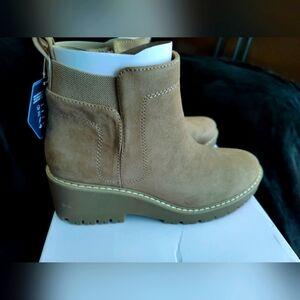 Sonoma goods for life Hadley boot color mushroom